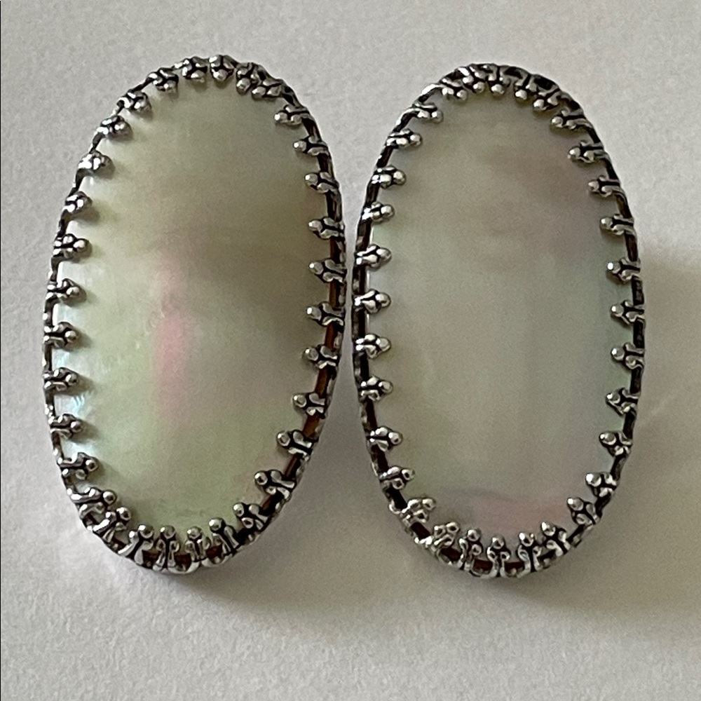 OFFERS WELCOMED Vintage Elegant Silver Tone Whiting & Davis Co. Oval Earrings